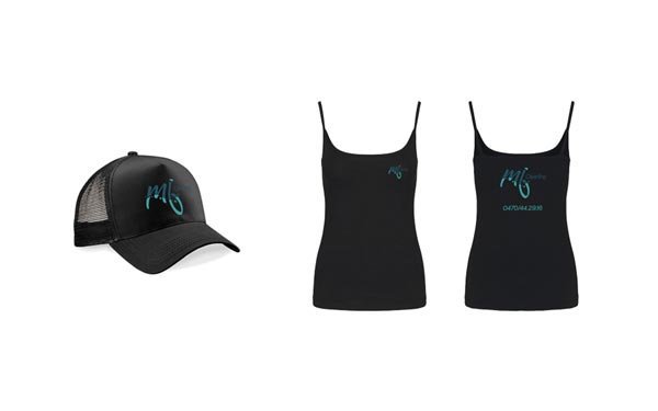 Réalisation de casquettes et tops personnalisés