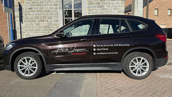 Lettrage d'un véhicule