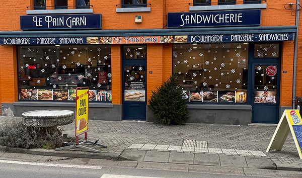 Lettrage d'une vitrine de Noël