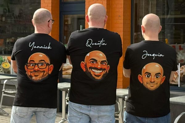 Réalisation de t-shirts personnalisés