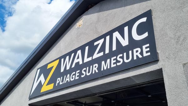 Lettrage d'une enseigne