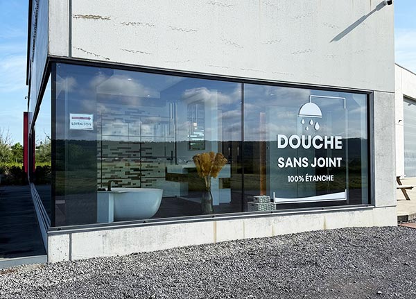 Lettrage d'une vitrine