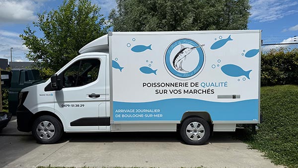 Lettrage d'un petit camion